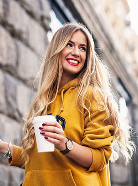 COMMENT PRENDRE SOIN DES CHEVEUX BLONDS AU QUOTIDIEN